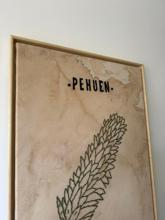 CUADRO BASTIDOR BORDADO PEHUEN